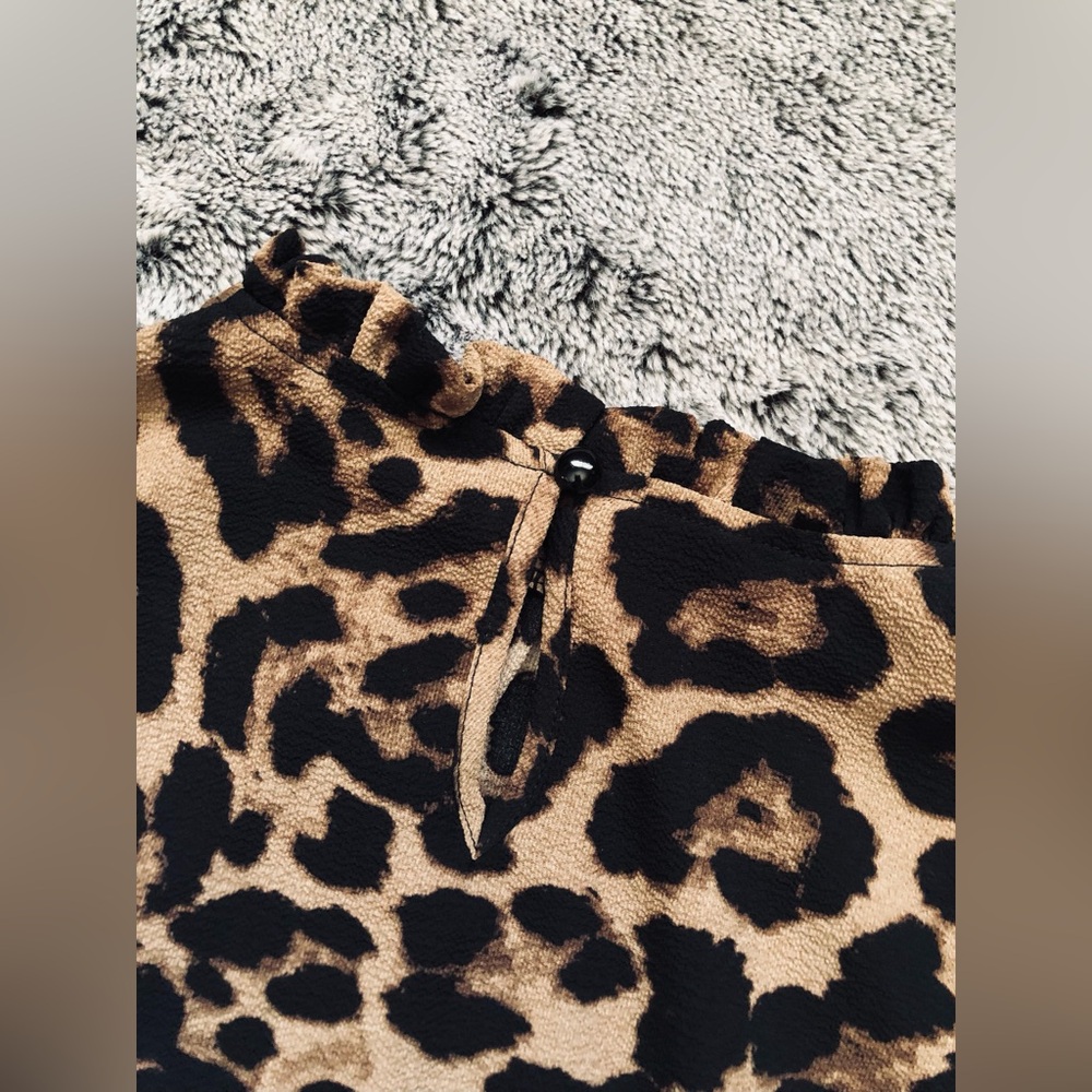 Blouse - Picture 6 of 7